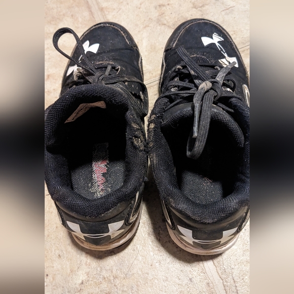 Baseball Cleats - Picture 6 of 7